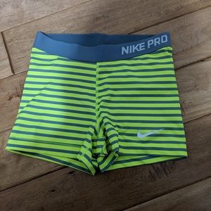 Nike spandex